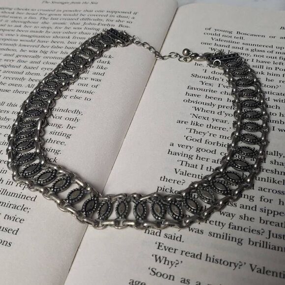 Vintage Silver Linked Necklace - Picture 1 of 14